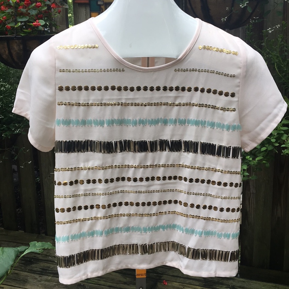 Really cute blouse top!!